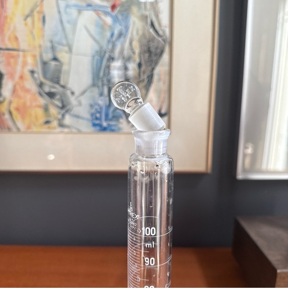 COPY - Pyrex 100 ml Graduated Mixing Cylinder with 16 Glass Pennyhead Stopper - Picture 2 of 8